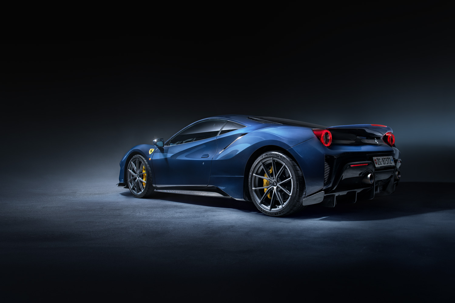 Ferrari 488 Pista in blue pozzi